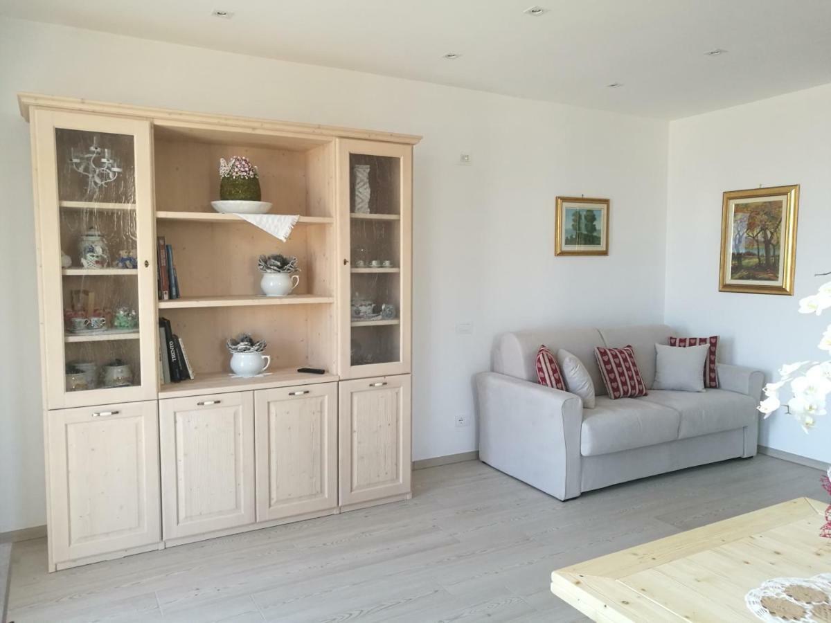 Al Salgiar Apartment Tuenno Ngoại thất bức ảnh